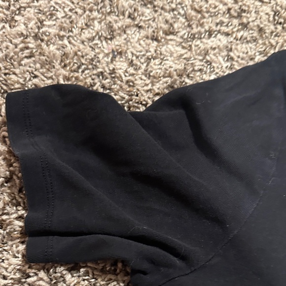 Time and Tru Classic Black Top - Picture 3 of 5